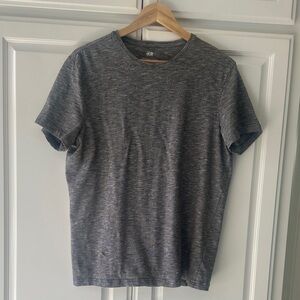 XL H&M Men’s Slim Fit Short Sleeve Crewneck Tee